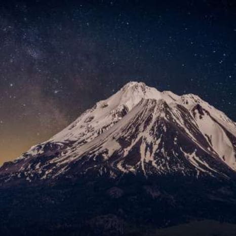 Monte-de-noche-nevada